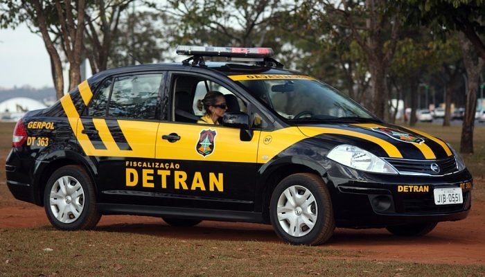 1024px-DETRAN-DF_5794732937.jpg