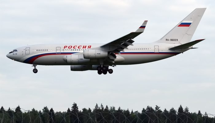 1024px-Rossiya_-_Special_Flight_Squadron_RA-96023_Ilyushin_Il-96-300_51270716261.jpg
