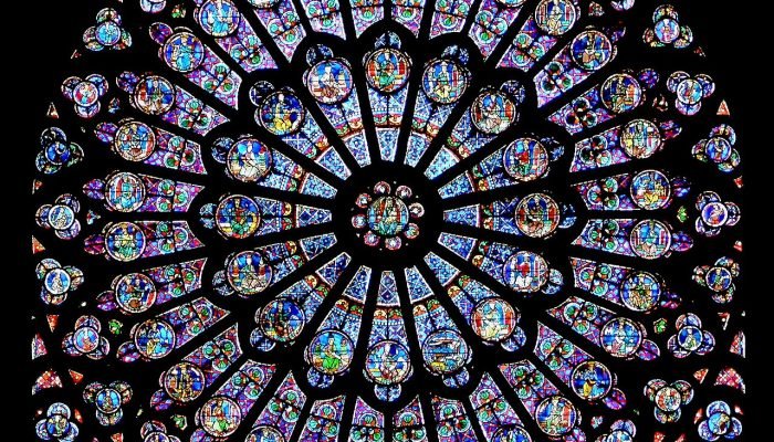 1280px-Rozeta_Paryz_notre-dame_chalger-1.jpg