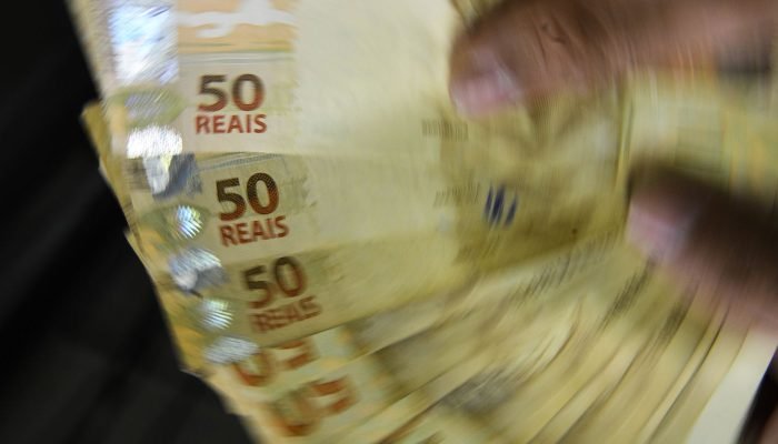 1777506595_real_moeda_dinheiro_mcajr_2904223675.jpg
