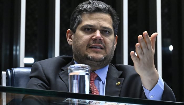 1777565337_alcolumbre.jpg