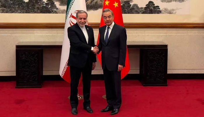 1778843580_ira.china_.encontro.jpg