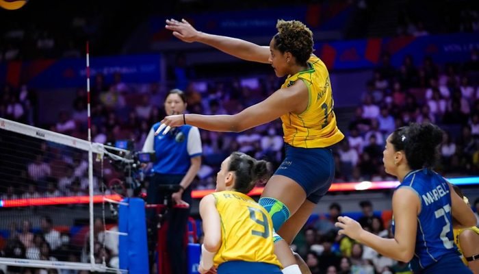 1784634006_ana_cristina_ponteira_brasil_vence_polonia_liga_das_nacoes_2026.jpg