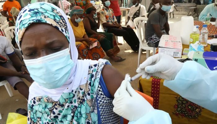 2021-08-17t184152z_90161753_rc247p9agz2a_rtrmadp_3_health-ebola-ivorycoast-guinea.jpg
