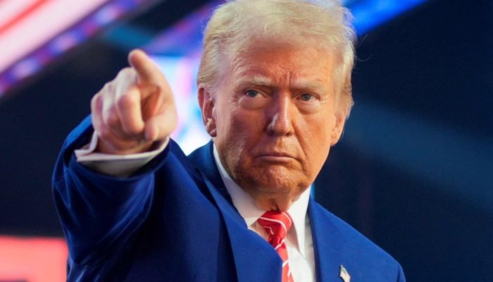 2024-12-22T185749Z_1682455386_RC2HUBAJW3SP_RTRMADP_3_USA-TRUMP.jpg