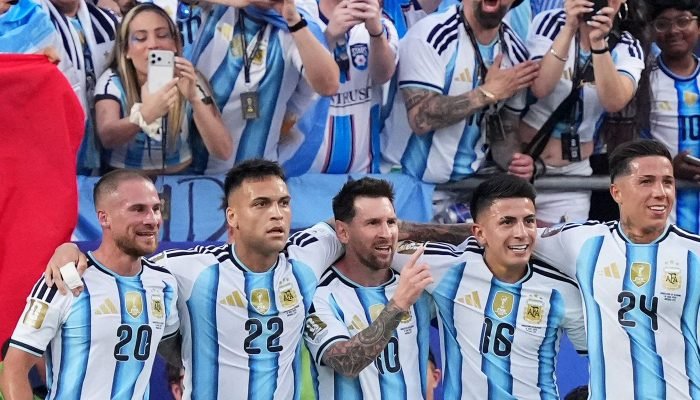 2026-06-17t015052z_1693482407_up1em6h054rx0_rtrmadp_3_soccer-worldcup-arg-dza.jpg
