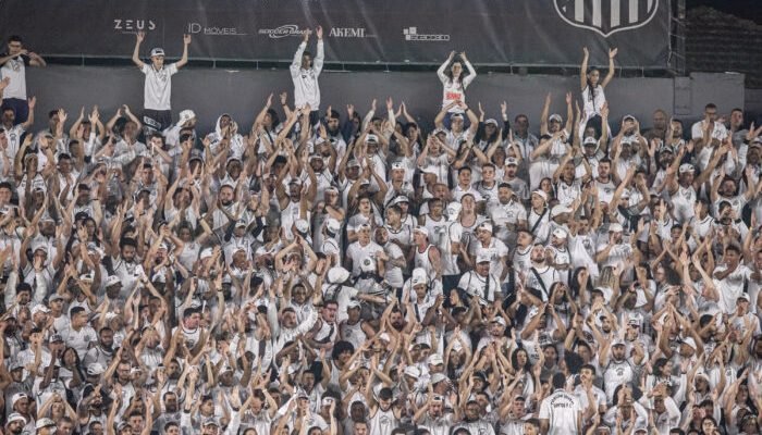 54660446630_3a80c90692_o-700x441.jpg