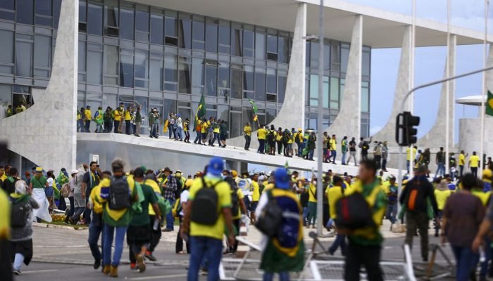 8-de-janeiro-presos-crop-20230704171816.jpg