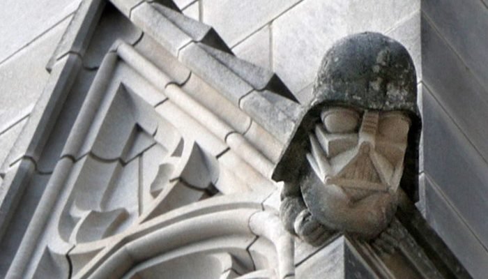 A-curiosa-gargula-de-Darth-Vader-em-catedral-nos-Estados-Unidos-como-ela-foi-parar-la.jpg