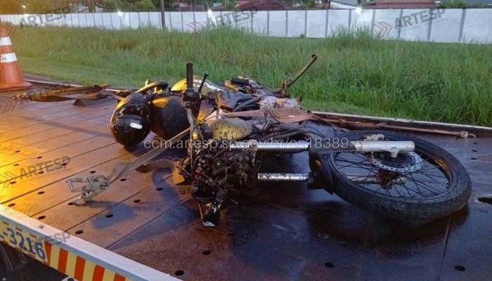 ACIDENTE-MOTO-PERUIBE.jpg