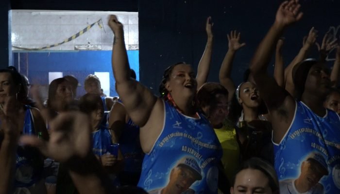 BLOCOS-CARNAVAL-GUARUJA.jpg