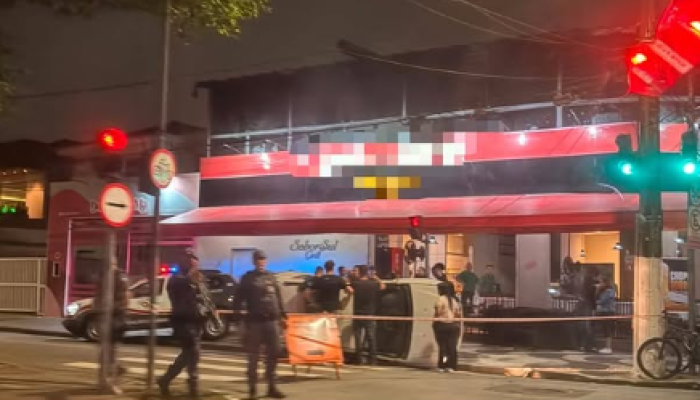CARRO-CAPOTADO-CANAL-4.png