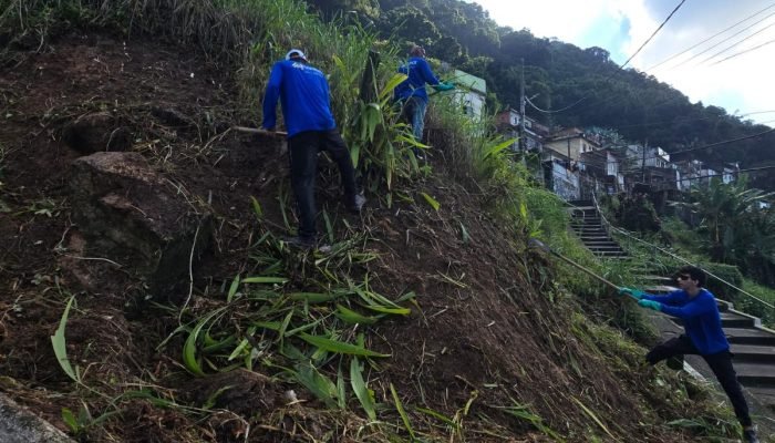 CONTENCAO-MORRO-MARAPE.jpg