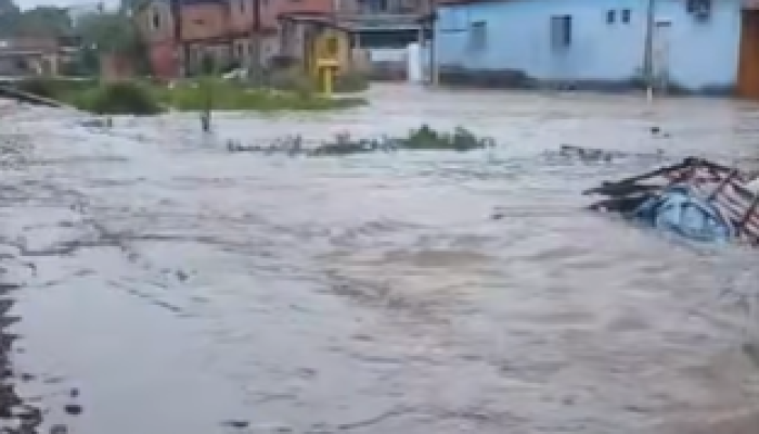 CUBATAO-PILOES-ALAGAMENTO-3.png