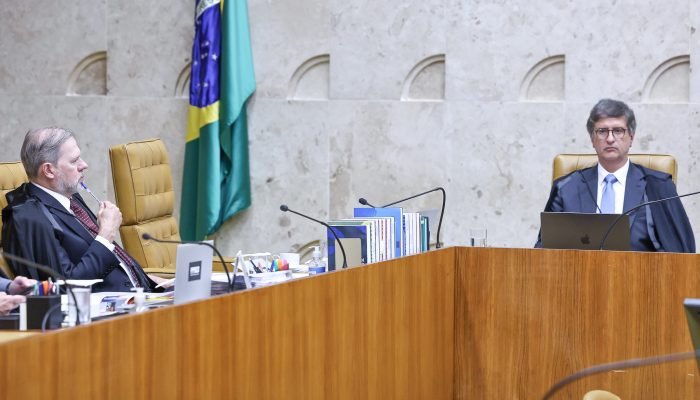 Dias-Toffoli-Paulo-Gonet.jpg