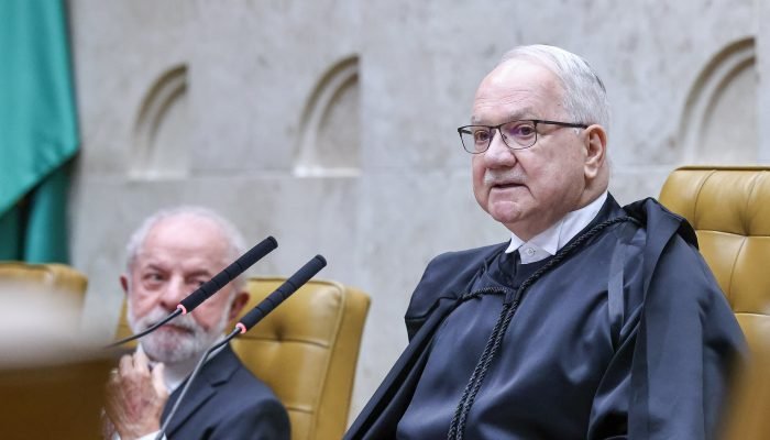 Edson-Fachin-e-Lula-no-STF.jpg