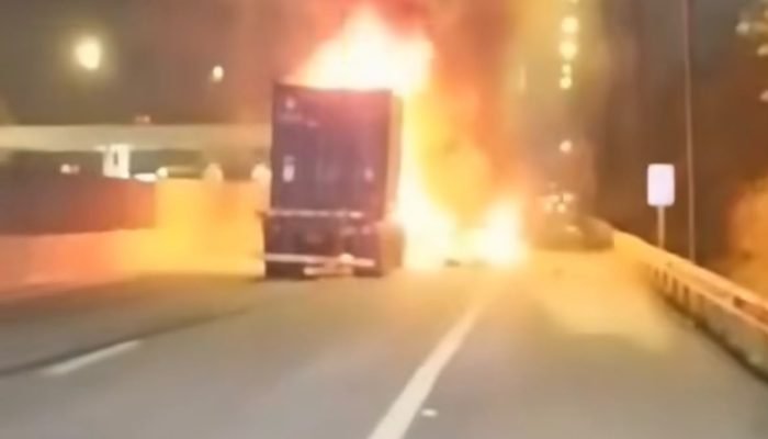 INCENDIO-CARRETA-CONEGO-1.jpeg