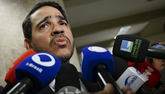 Jorge-Messias-no-Senado.jpg
