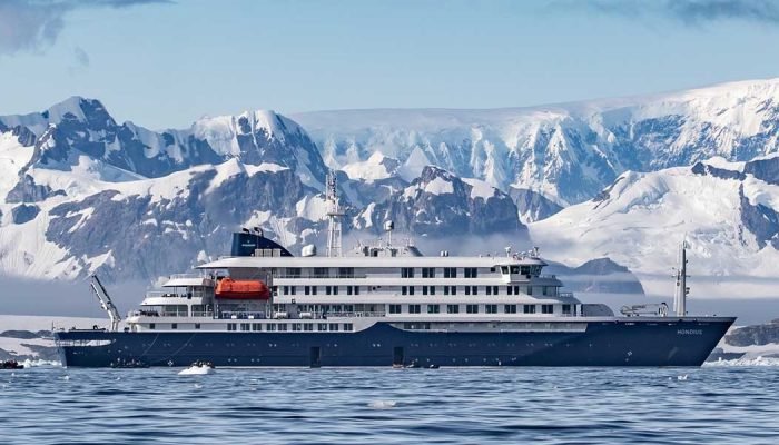 MV-Hondius.jpg