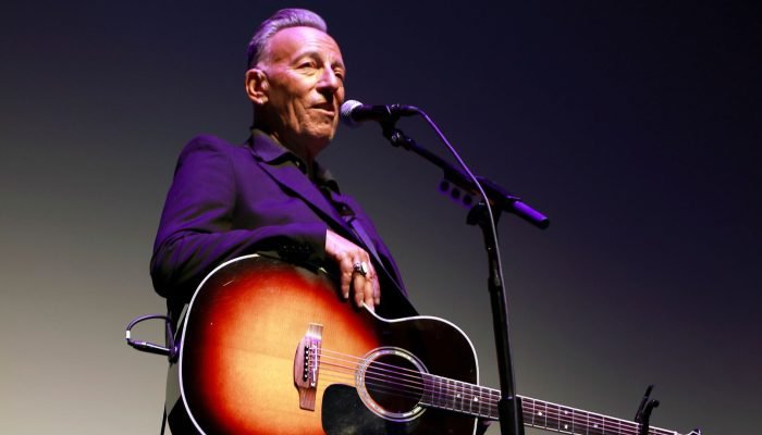 Por-dentro-da-gravacao-secreta-ao-vivo-da-regravacao-de-‘Nebraska-de-Bruce-Springsteen_2237965328.jp_.jpeg