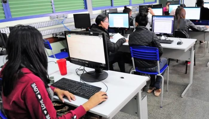 UNIVERSIDADES-INTERNET-LUCIO-BERNARDO-JR-AG-BRASIL.jpg
