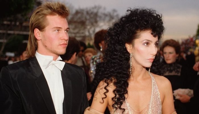 a-carta-que-cher-mandou-para-val-kilmer-antes-de-sua-morte-e-como-ele-respondeu_widelg.jpg