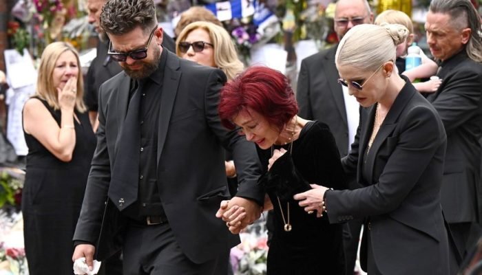 ack-osbourne-sharon-osbourne-and-kelly-osbourne-gettyimages-2227692202_widelg.jpg