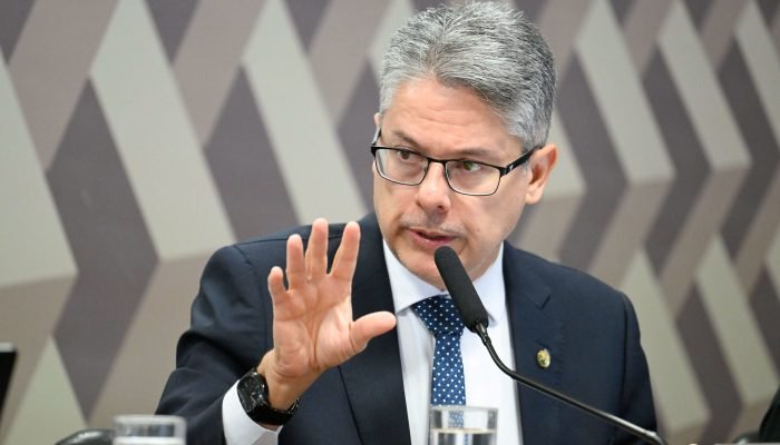 alessandro-vieira.jpg