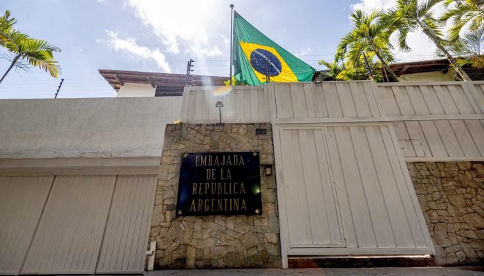 asilados.milei_.lula_.jpg