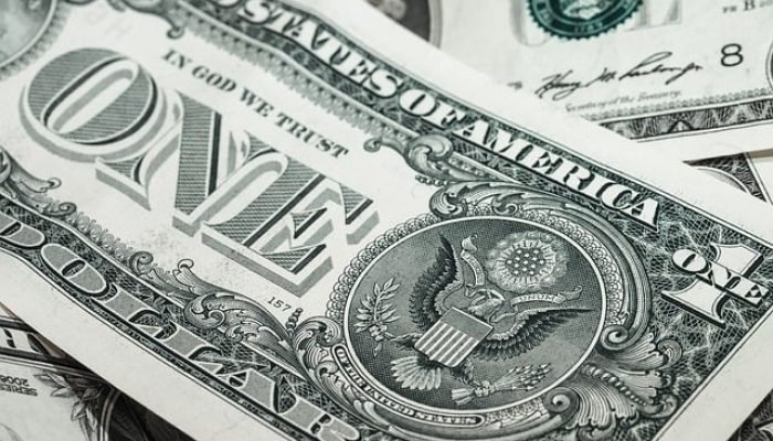 bank-notes-941246_640.jpg