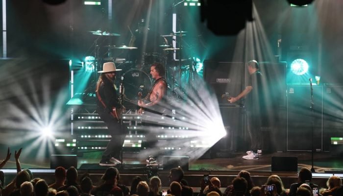 bush-ao-vivo-2024-foto-kevin-mazur-getty-images-for-paramount_widelg.jpg