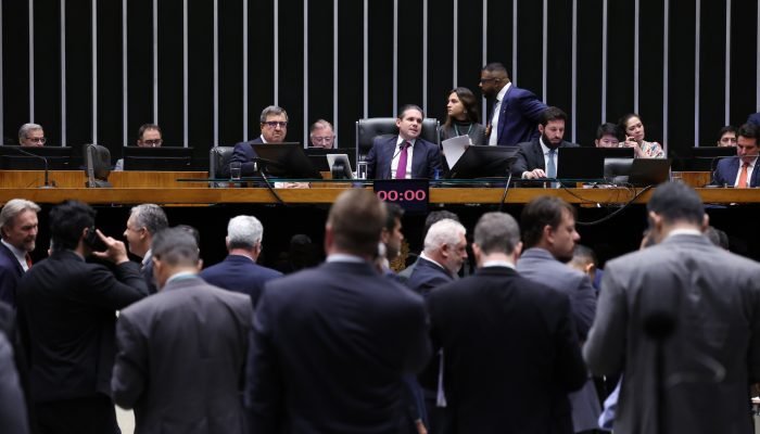 camara-minerais-criticos.jpg