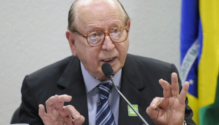 ce-_audiencia_publica_interativa_para_debater_o_acordo_ortografico_da_lingua_portuguesa_14973529463.jpeg