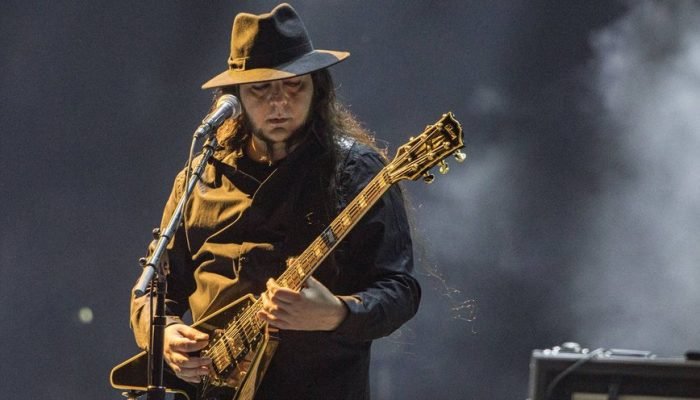 daron-malakian-system-of-a-down-2022-foto-daniel-knighton-getty-images_widelg.jpg