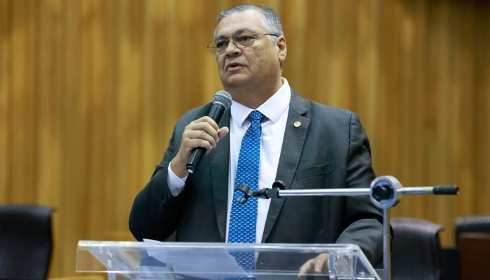 dino-ativismo-judicial-stf.jpg