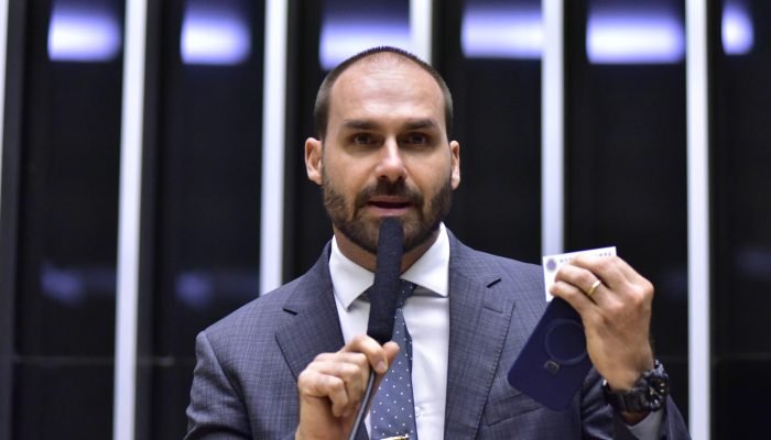 eduardo-bolsonaro-4-scaled.jpg