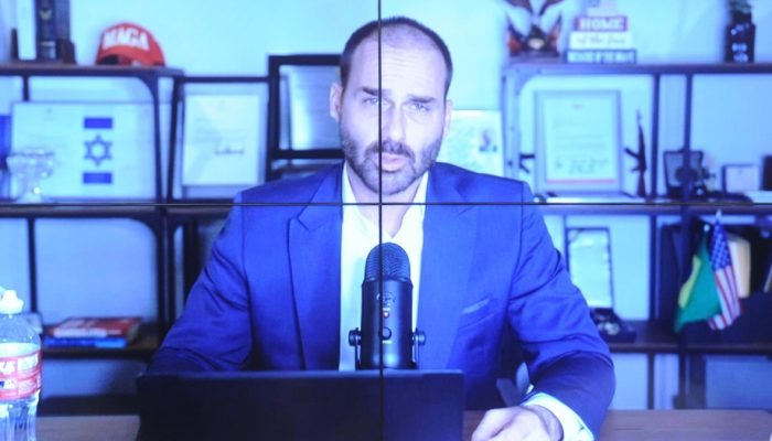 eduardo-bolsonaro-foto-renato-araujo-camara.jpg