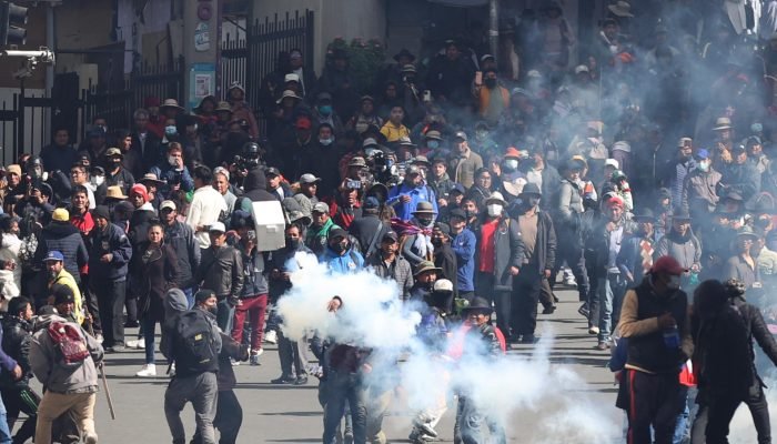evo-morales-bolivia-protestos-governo-centro-direita-1.jpg
