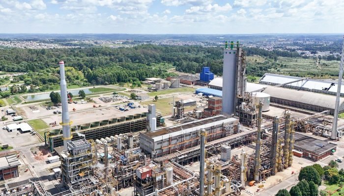 fabrica_de_fertilizantes_da_petrobras_no_parana.jpg