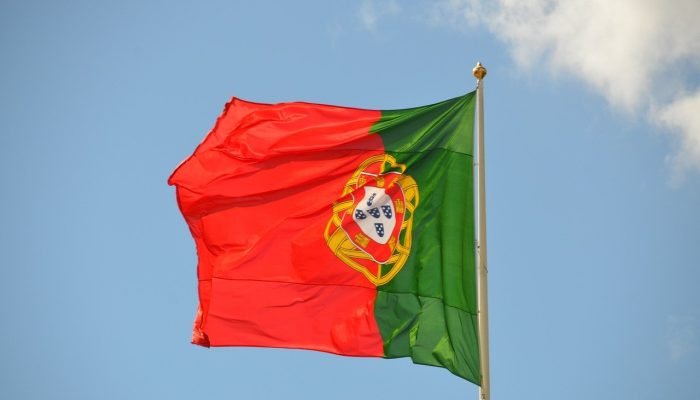 flag-1758718_1280.jpg