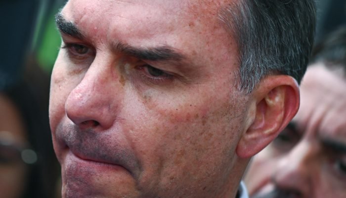 flavio-bolsonaro-7.jpg