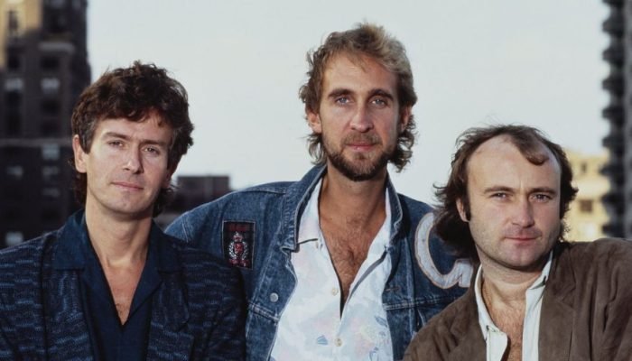 genesis-foto-michael-putland-getty-images-892742994_widelg.jpg