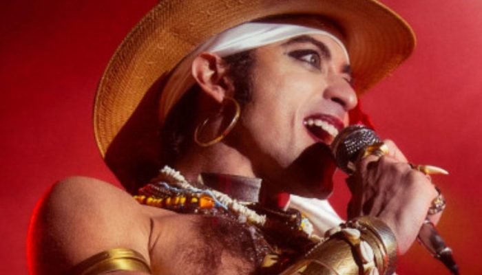homem-com-h-filme-de-ney-matogrosso-estreia-nos-cinemas-brasileiros_widelg.jpg