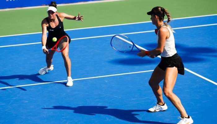 luisa_stefani_e_timea_babos_wta_de_wuhan_2025.jpg
