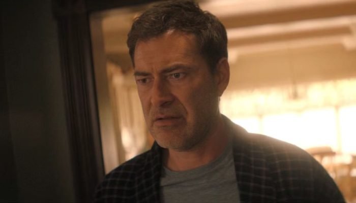 mark-duplass-disseca-seu-personagem-em-uma-familia-perfeita-minisserie-do-disney-nao-queria-julga-lo.jpeg