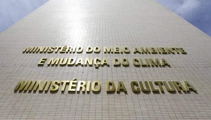 ministerio-da-cultura-gasta-editais.jpg