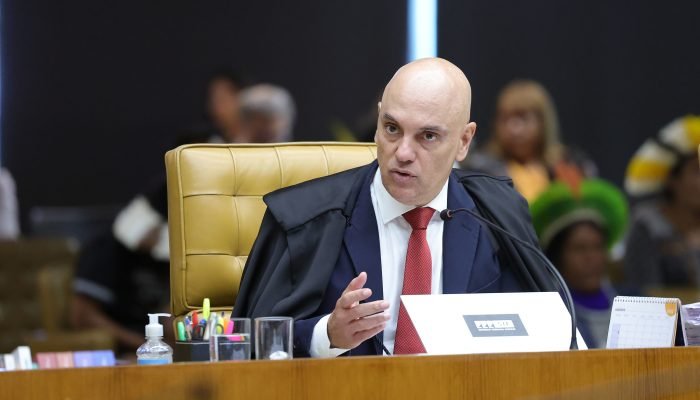 moraes.jpg