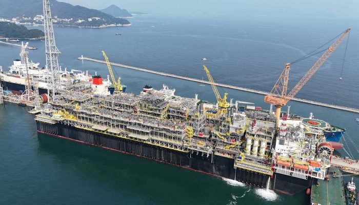 navio_plataforma_p-79.jpg