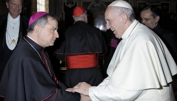 papa-becciu-1280x720-1.jpeg