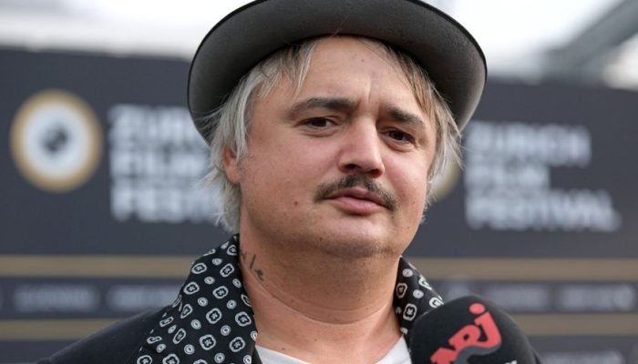 pete-doherty-gettyimages-1720754650_widelg.jpg